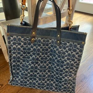 Field Tote 40 denim Coach Tote Bag
